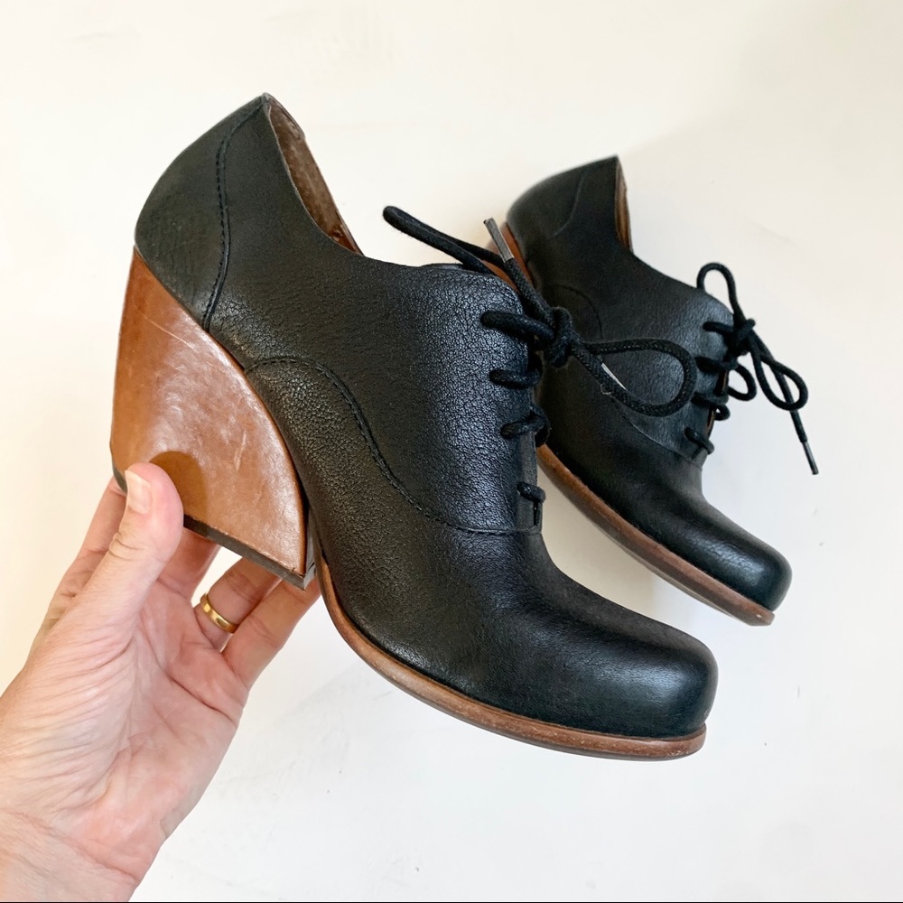 Korks Kork-ease Chianne Black Lace Up Oxford Boots Booties Sz 7 (EU 38) Leather